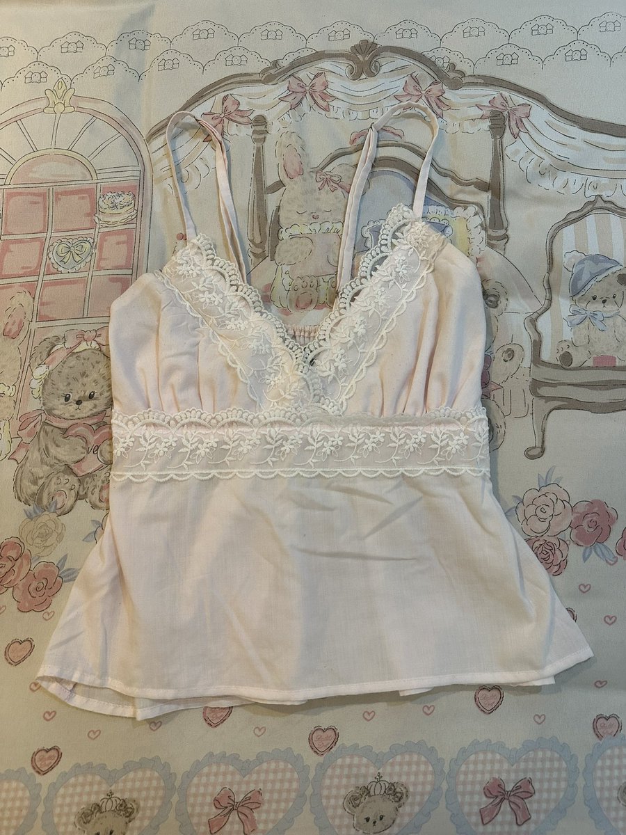 KHNOKOK's tweet photo. Mira
🧘🏻‍♀️550 (from1,090) ใส่ไปแค่2ครั้งคับบ🥹🥹

#ส่งต่อเสื้อผ้า #ส่งต่อเสื้อผ้ามือสอง #ส่งต่อstylistshop #ส่งต่อduxe
#vghbkk #audorhe #mirabangkok #ams #rubyandlemon #ส่งต่อbrandy https://t.co/Lca0AezxVt