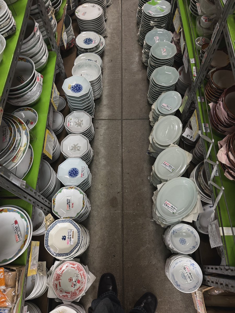 oo_06kinn's tweet photo. とにかく可愛くて安い食器買うならここ。
いろんなものに出会えます。天国です
📍かっぱ橋道具街(田原町駅から徒歩2分) https://t.co/ichcGsCFLQ