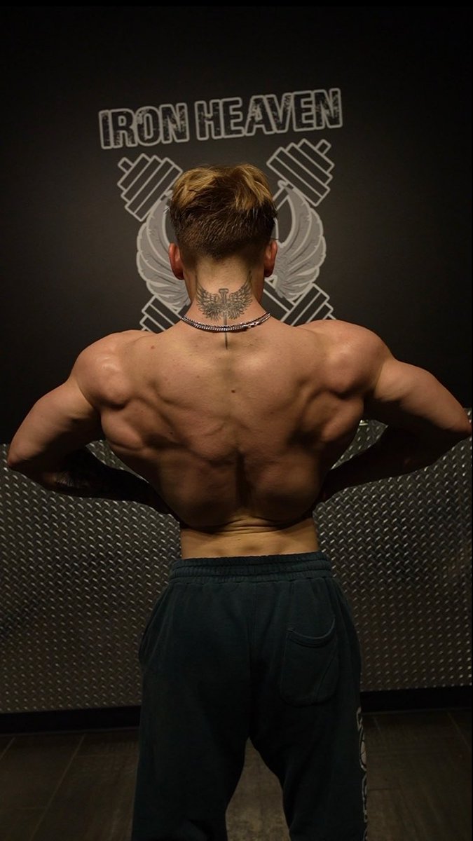 AlphaCMuscle's tweet photo. I’m turning My Back on time wasters
⏰ 🕰️ 🗓️ 
“shoppers” content buyers that think they Call the Shots 🛒 
“sendless” f@gs that want drains, but really Only want to Goon 🍆

This is Findom🏧🏧🏦💸🏧

It’s a Privilege to be around Me, a Privilege to meet my demands 

#cashgod https://t.co/32yMUnGUzS