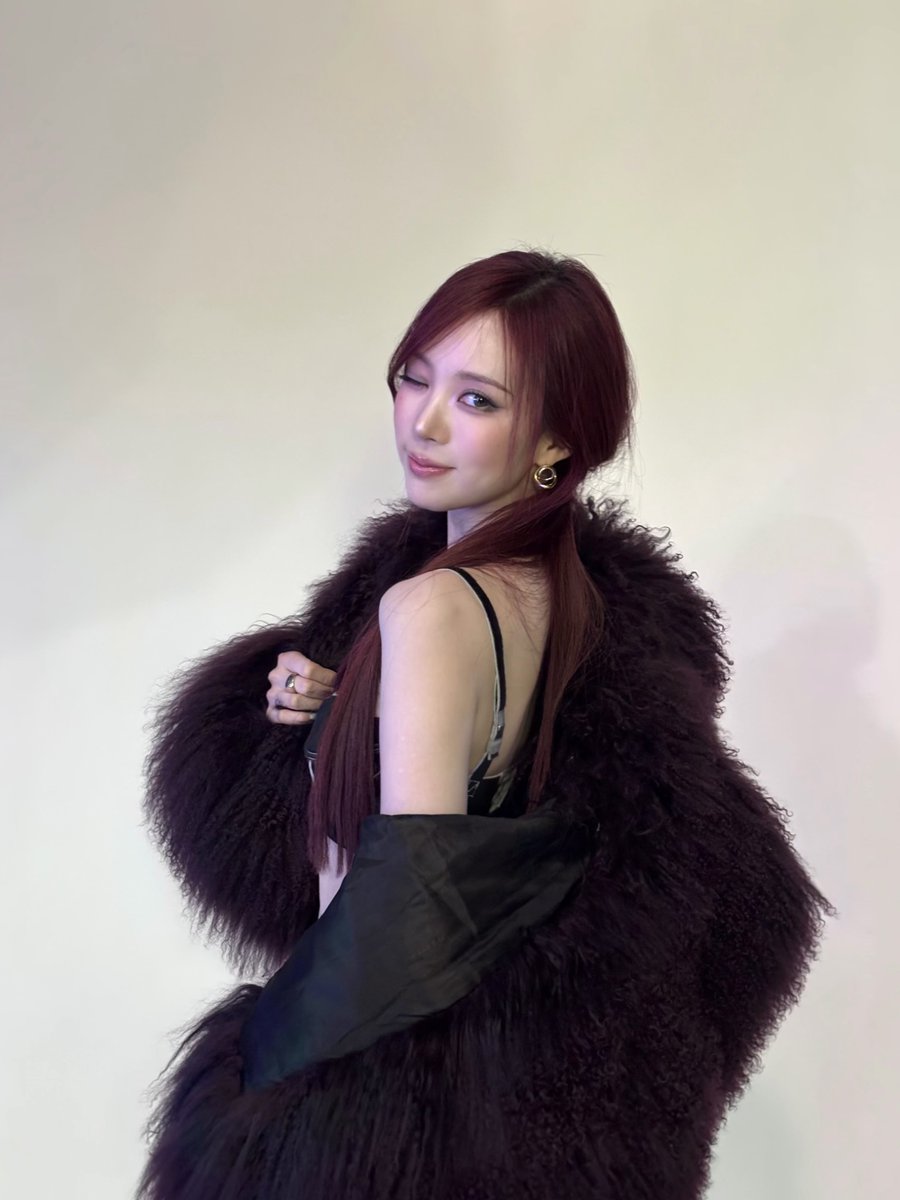 meovvrated's tweet photo. NARIN INSTAGRAM UPDATE https://t.co/sarl6ToEkp
