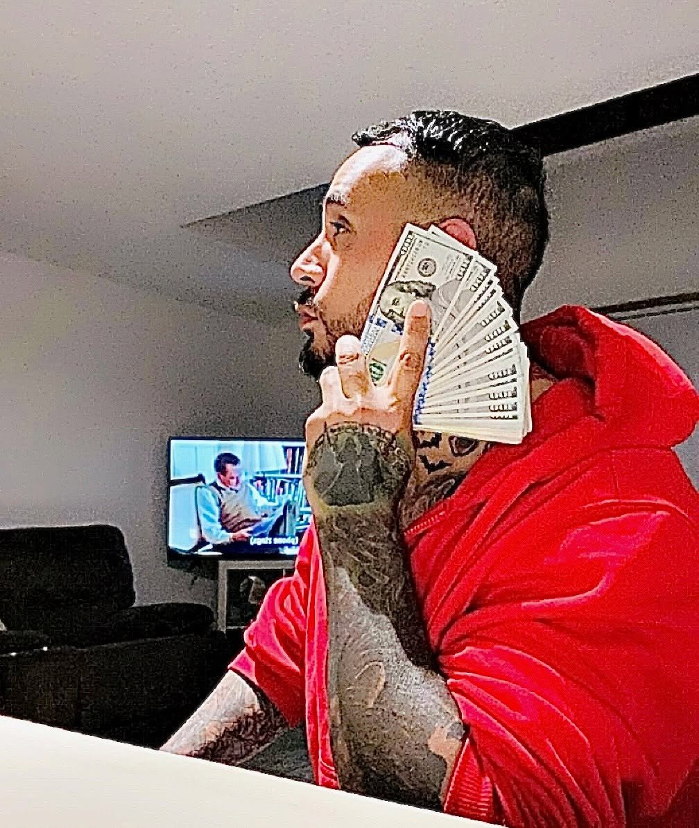 longfami's tweet photo. @koda_bbx 💰💰💰💰💪🏾🍆 any time any place https://t.co/u7TWZKHWM3