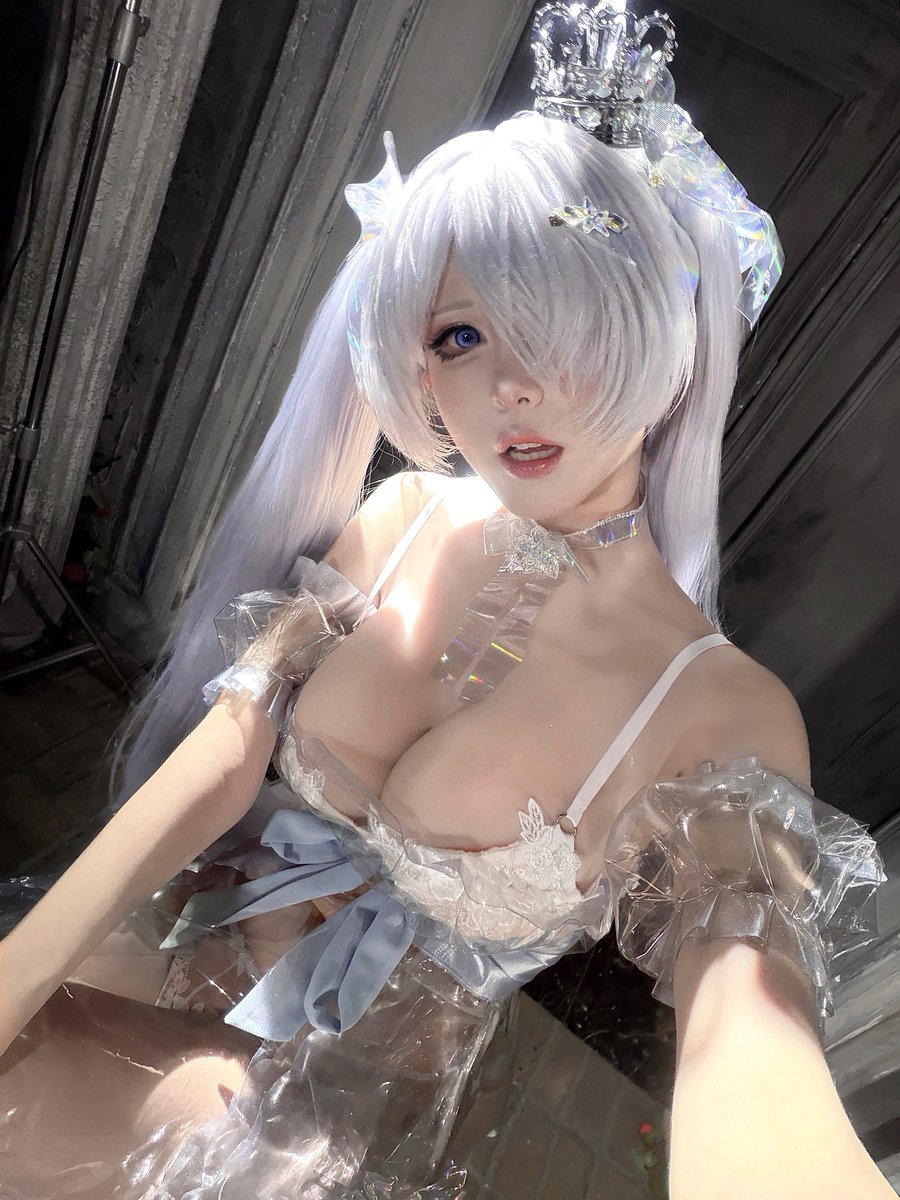 Yoruko99583617's tweet photo. #NIKKE #NIKKEcosplay 
Cinderella👑 https://t.co/SaNbEoTO89
