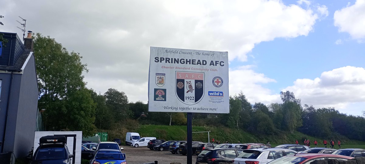 smilerhopper's tweet photo. #confirmationhopping not #Groundhopping  #Westriding #saddleworth #agbriggwapentake @ St Johns for @SpringheadAFC (2nd) v @EastMancFC (12th) in the @THEMCRFL div 1 (step 8) KO 1357 
Game number 117 with @spireitepete finally after 21 year we revisit to complete #doublegameday 1/2 https://t.co/nqZtyMFaPC