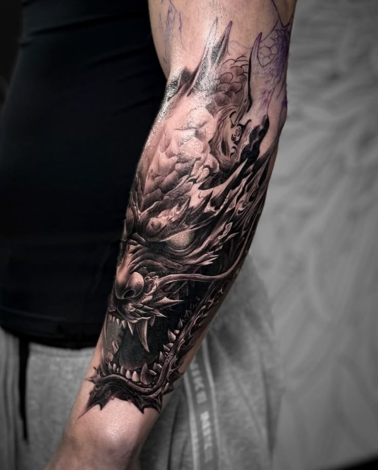 seanrobertxvx2's tweet photo. Would you love to get this tattoo? 🖤🔥
How much do you think it costs? 👀💰
Want one like this? 

📩 Bookings &amp; consultations:
Message me on Telegram:https://t.co/gmzt8XWTqd

#TattooArtist #CustomTattoo #TattooArt #BlackAndGrey #Ink #TattooDesign https://t.co/kchY8fHbGp