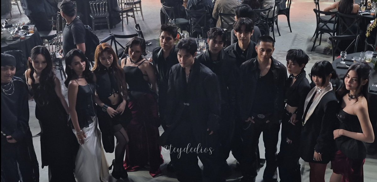 teydedios's tweet photo. 1Z Family 🤍

SB19 MAY BISA SA FMA
@SB19Official #SB19
#SB19RocksTheFMA https://t.co/STGJDsLWfj