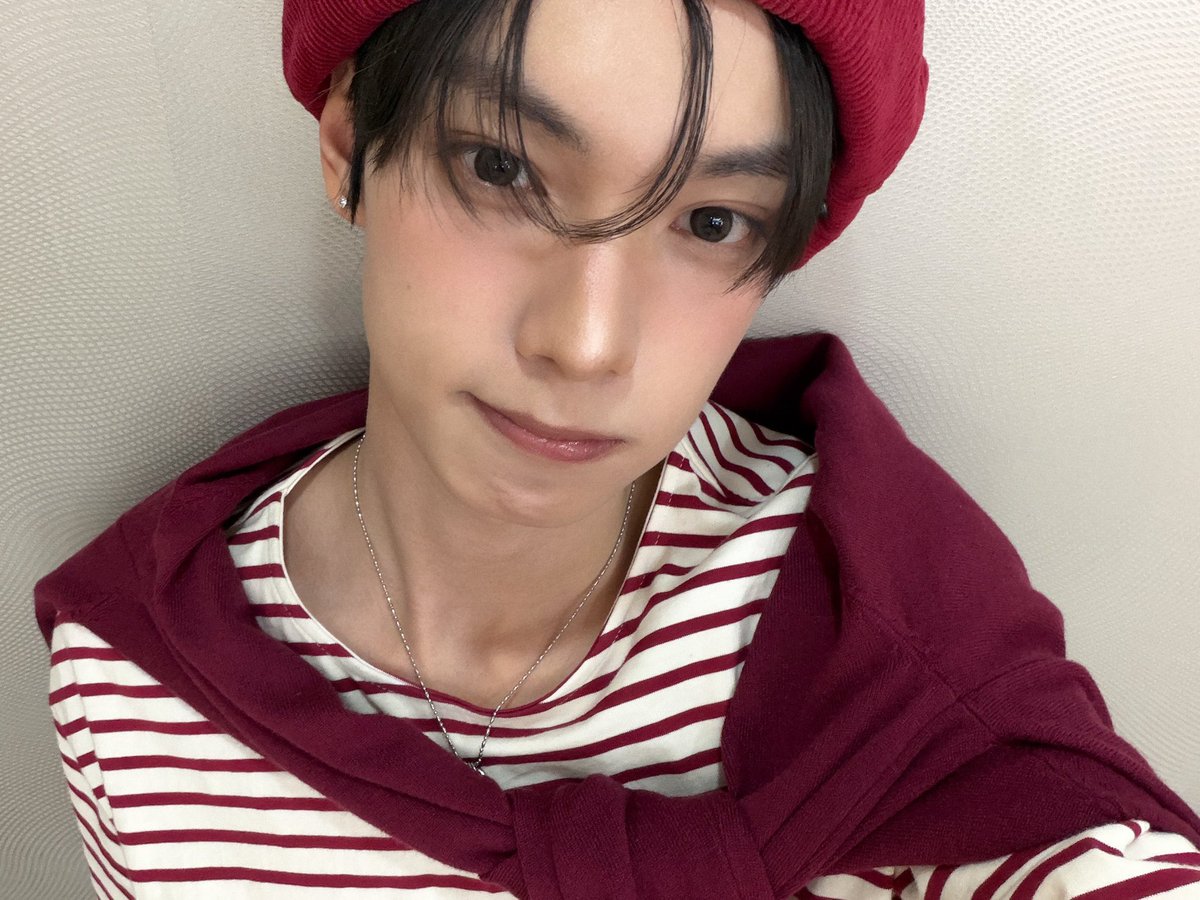 gelatomelting_'s tweet photo. それは、최립우 https://t.co/NLTRjocMb5
