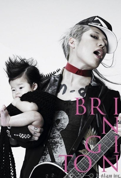 arege_z's tweet photo. @MIYAVI_OFFICIAL Miyavi is really cool, isn't he?😱😱😱😱😱😱💅💅💅💅🎌🎌🎌 https://t.co/MOJsvD601X