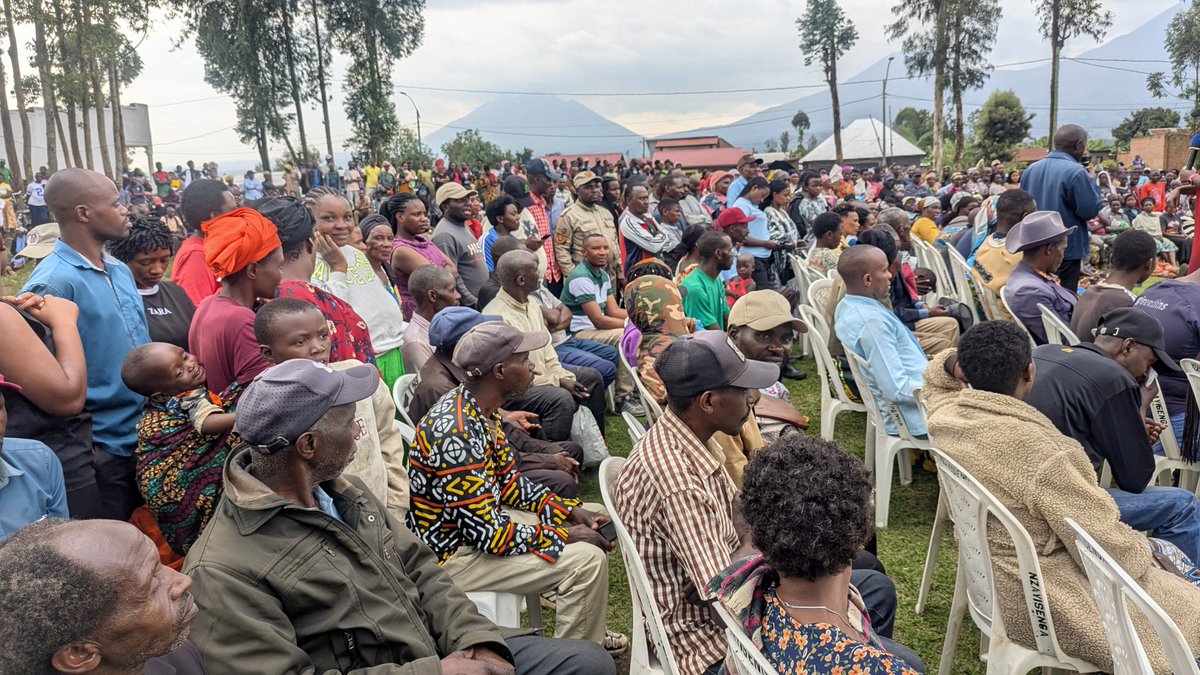 robbyrwanda's tweet photo. NONAHA 🚨🚨 Muri @MusanzeDistrict , mu mirenge ya #Cyuve na #Gacaca hari kuba inteko y'Abaturage igamije kumenya byimbitse ibibazo biri mu baturage no kubagezaho ubukangurambaga muri gahunda zitandukanye zibateza imbere
@RwandaNorth @RwandaLocalGov
@RwandaGov @Rwandapolice https://t.co/pX7UNDiSKV