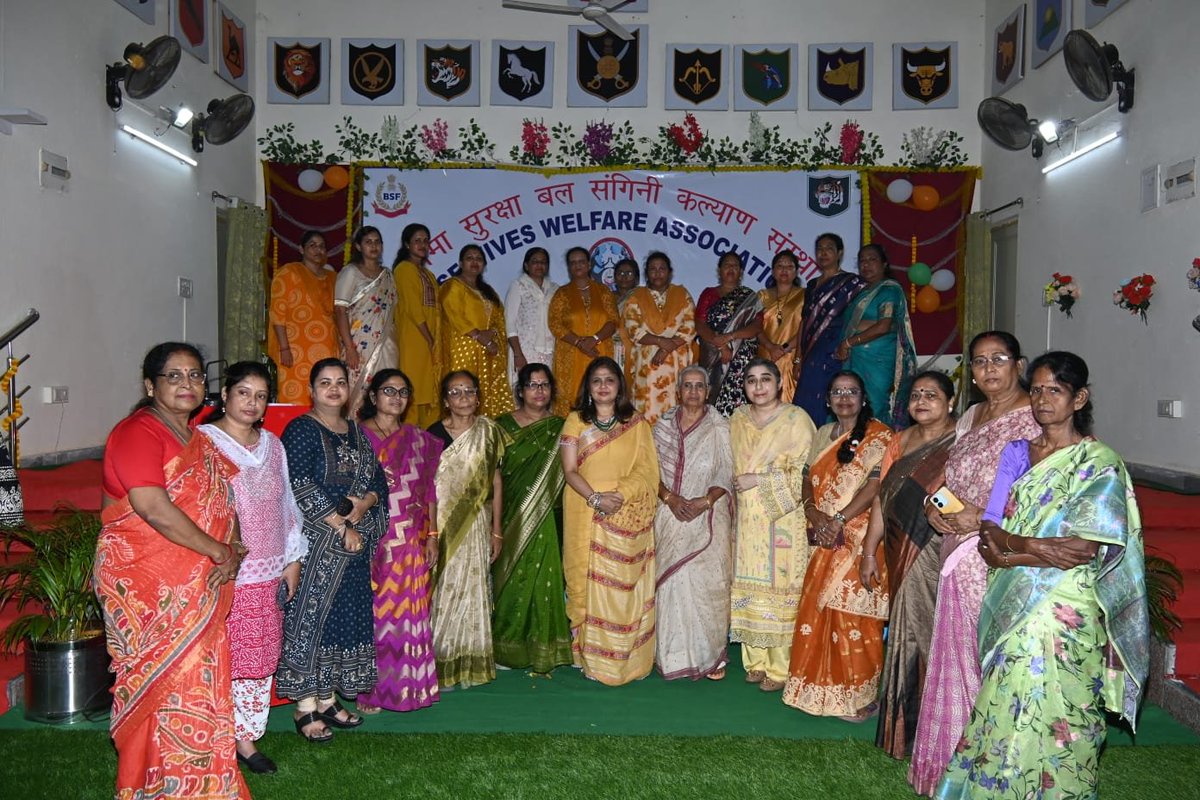 BSF_SOUTHBENGAL's tweet photo. 𝐅𝐨𝐬𝐭𝐞𝐫𝐢𝐧𝐠 𝐓𝐨𝐠𝐞𝐭𝐡𝐞𝐫𝐧𝐞𝐬𝐬: 𝐒𝐨𝐮𝐭𝐡 𝐁𝐞𝐧𝐠𝐚𝐥 𝐅𝐫𝐨𝐧𝐭𝐢𝐞𝐫 𝐁𝐒𝐅 𝐂𝐞𝐥𝐞𝐛𝐫𝐚𝐭𝐞𝐬 #𝐁𝐖𝐖𝐀𝐃𝐚𝐲𝟐𝟎𝟐𝟔 🎉🎊

The BSF Wives Welfare Association (BWWA), South Bengal Frontier, celebrated #BWWADay2026 at 74 Bn BSF, Digberia, with great enthusiasm, warmth and camaraderie.

Smt. Rima Sharan, BWWA Head ,SPL DG EC and Smt. Kripapreet Kaur, BWWA Head, South Bengal Frontier, graced the occasion. They interacted warmly with BSF families and appreciated their enthusiastic participation, creativity and dedication in making the celebration memorable.

The celebration featured vibrant cultural performances by BSF families, including colorful dances, melodious songs . In a special tribute, BSF Veeranganas were honored for their extraordinary courage, sacrifice and resilience.

The event highlighted the enduring spirit of togetherness, creativity and mutual support that strengthens the BSF family and reinforces the bonds of solidarity across the force.

#BSF #BWWA #Veeranganas #SouthBengalFrontier #BSFFamily