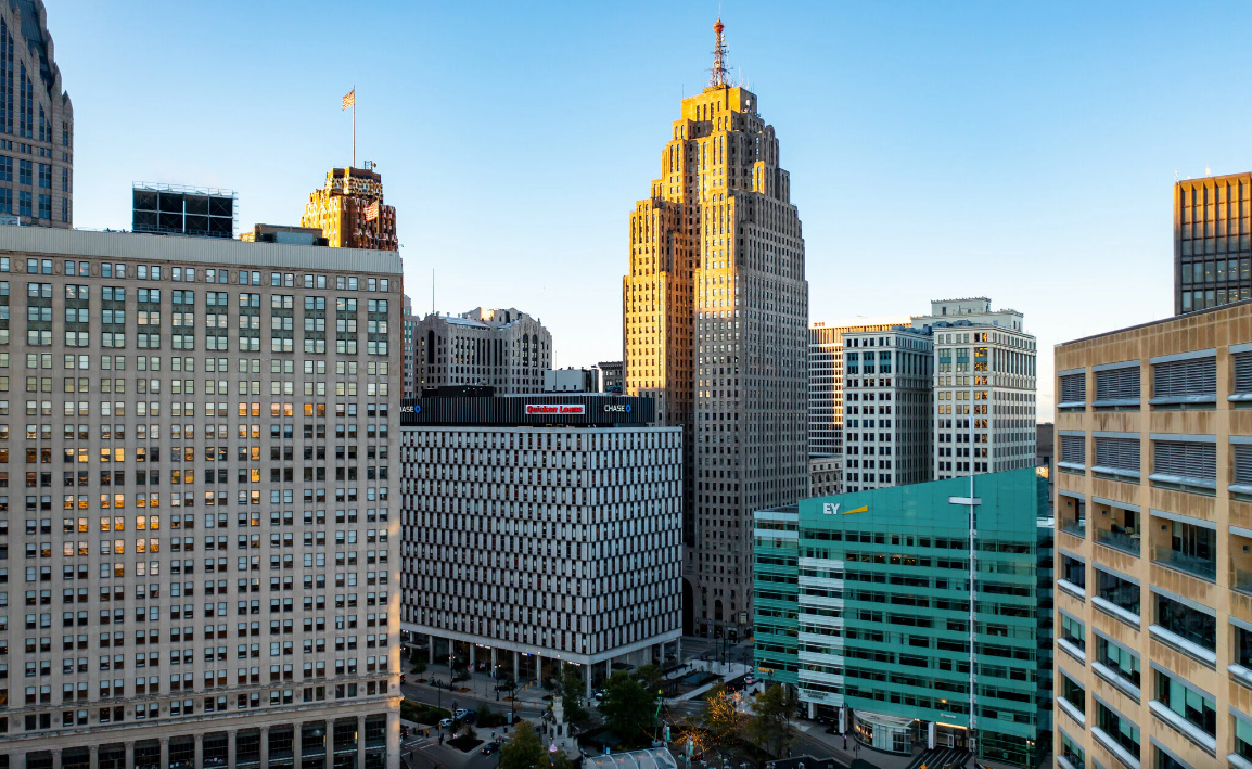 PenobscotDet's tweet photo. Your office could come with a view like this. 🏙️

Looking for your next office?
 (313) 961-8800
🌐 https://t.co/dvVkBJQvBU

#PenobscotBuilding #DowntownDetroit #DetroitOfficeSpace #OfficeForLease #DetroitRealEstate #WorkDowntown https://t.co/qZCy6J1Atg