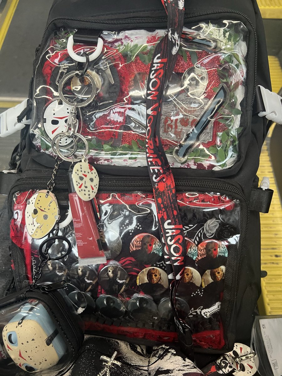 MAGGOTTREE's tweet photo. Jason bag Jason bag https://t.co/KzNgXwU1sX
