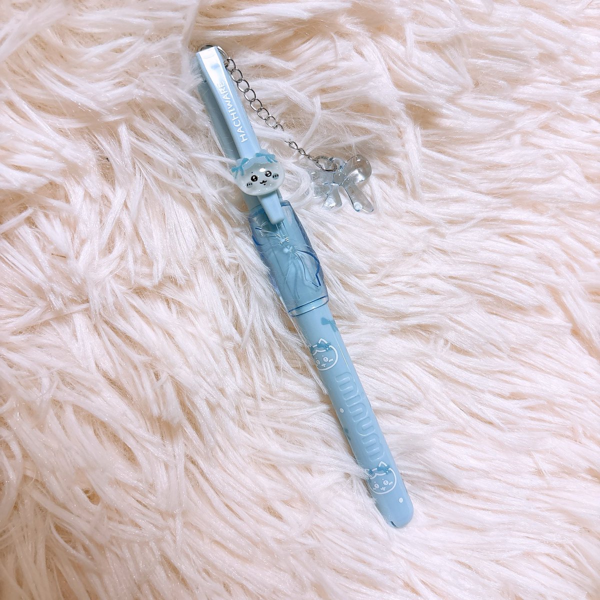 bcst_zi's tweet photo. 見つけたのでつい買ってしまった😍
液漏れする情報を見たので持ち歩き不向きらしく家で使おうかな https://t.co/ExuiEuwy0g