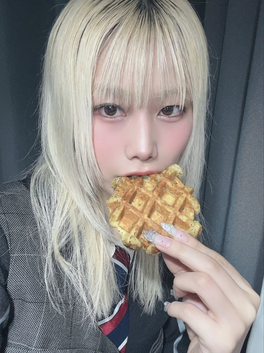 tsumugi_3510's tweet photo. もぐみこち🧇🎶 https://t.co/MppCMO0JPz