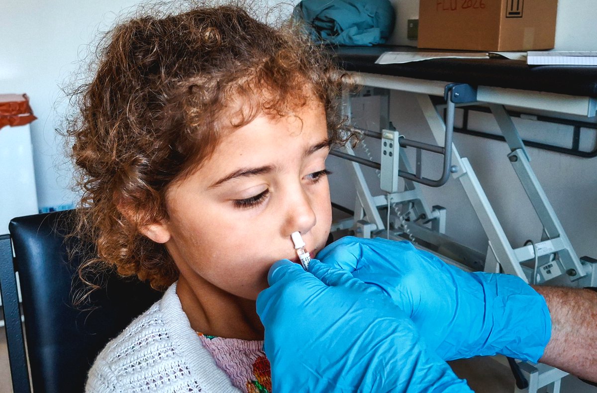 NHSGGC's tweet photo. It only takes a few seconds, but a ‘wee scoosh’ can help protect your child from flu this winter.

Watch out for your child’s appointment letter or school consent form.

Find out more: https://t.co/RwhW6whxti

#WeeScoosh #ReadyForFlu #ChildFluScot #SeasonalFlu #NHSGGC https://t.co/2tRIC9an1I