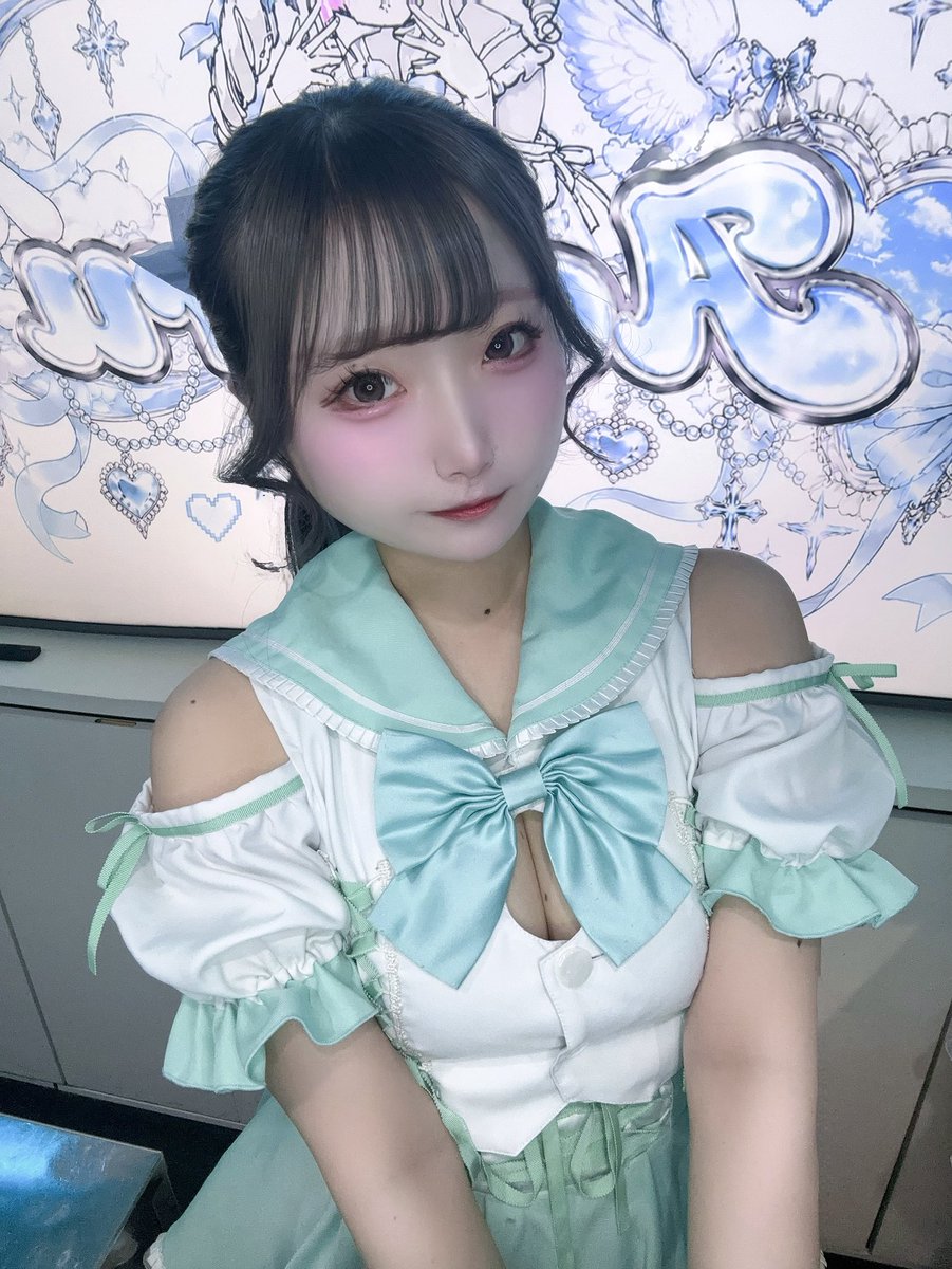 aoharu_mint's tweet photo. 昨日の投稿いつもより伸びてて今日の投稿きまずい、

#コンカフェ嬢 #自撮り界隈 #いいね返し https://t.co/aovRqNf8Fn