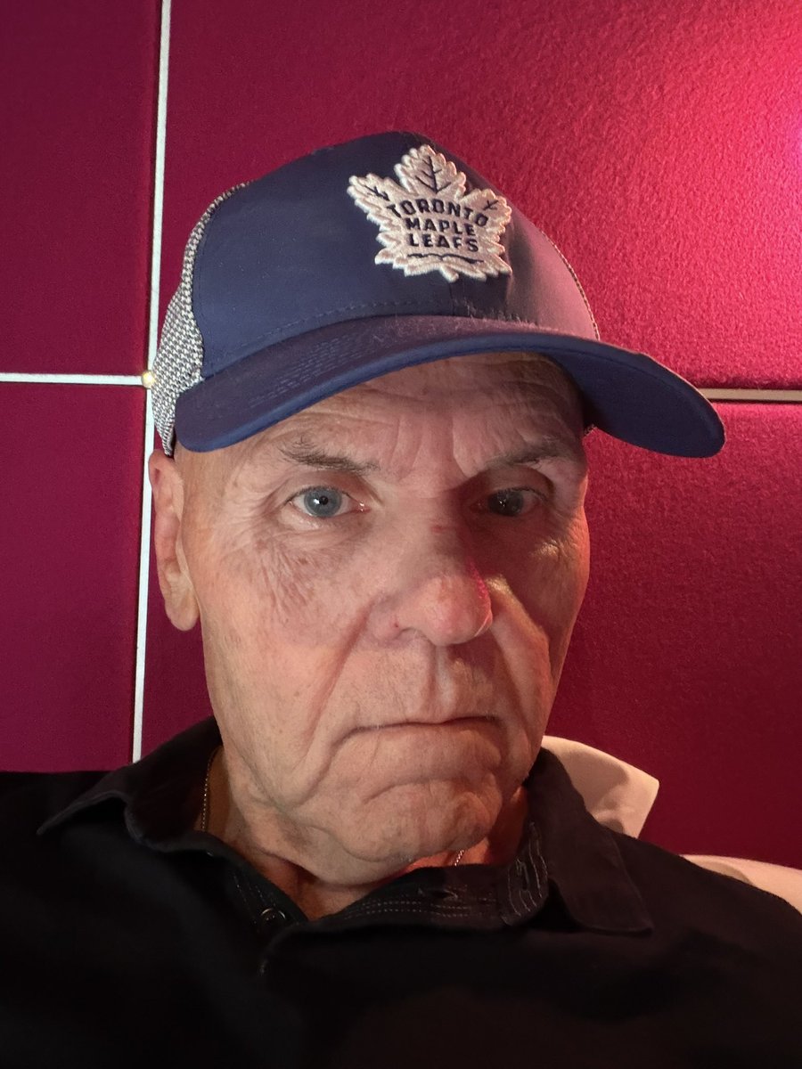 steve_kee's tweet photo. Will be wandering around Florence Italy today sporting this hat.  Wondering how many #leafs fans will notice in the city??? https://t.co/fSzGCgDluf