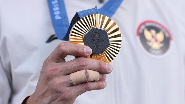 justbarat's tweet photo. Yeah, it's ugly when you dont have one, just like this gold medal olympics...

We have a lot actually, want some?
🤣🤣🤣🤣 https://t.co/MtJdaJI8QI