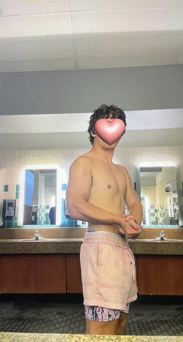 Toptierbussy04's tweet photo. Cute little gymrat str8 white boy fell in love with this tight fem pussy π€. Grip had him moaning and groaning as he was beating it upπ«π«
#bwc #DL #fem #bussy #whitetop #twink #bwctop #whitedaddy #str8 #DLstr8 #str8top #DLbwc #daddy #fatass #femboy #gymrat #tightass https://t.co/dydjbYprlc