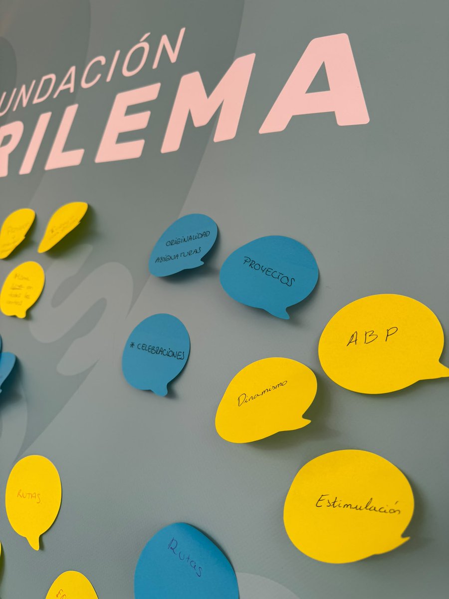 trilemaedu's tweet photo. Celebramos el encuentro del nuevo profesorado que se incorpora a las escuelas Trilema. Un espacio para darles la bienvenida oficial y sumergirnos de lleno en la formación de nuestro Modelo Trilema. Felices de sumar  talento, ilusión y compromiso a nuestra comunidad educativa. https://t.co/R79MOGgwqN