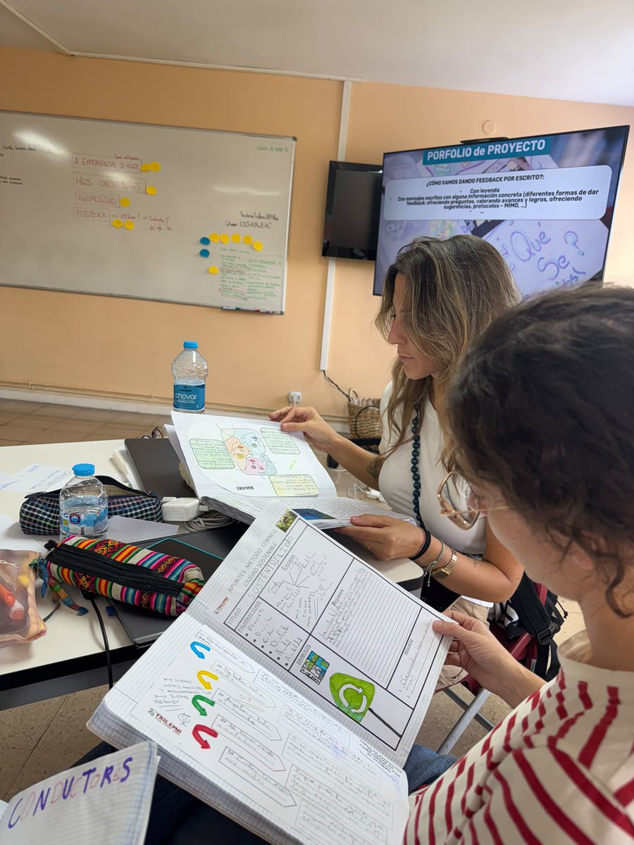 trilemaedu's tweet photo. Celebramos el encuentro del nuevo profesorado que se incorpora a las escuelas Trilema. Un espacio para darles la bienvenida oficial y sumergirnos de lleno en la formación de nuestro Modelo Trilema. Felices de sumar  talento, ilusión y compromiso a nuestra comunidad educativa. https://t.co/R79MOGgwqN