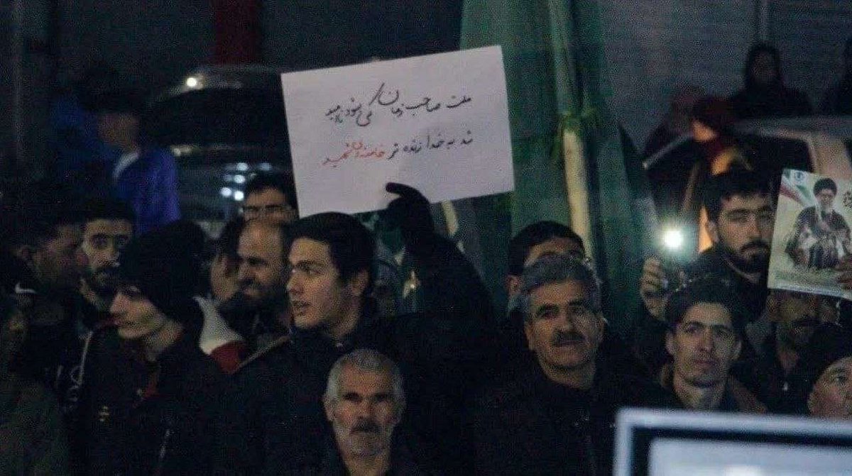 kosarvb's tweet photo. رتبه یک کنکور تجربی 1405 ، آرش محمدی:💚🤍❤ https://t.co/Iy6YdZY8q0