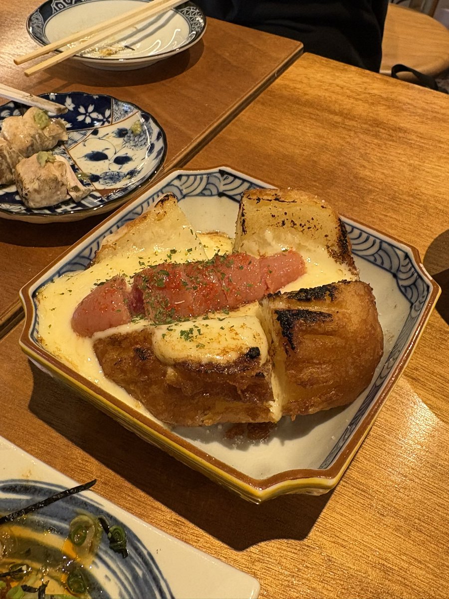 maikadayona's tweet photo. つんはしごin中野で行ってた焼鳥のんき🍻
2枚目の明太クリームじゃがバターみたいなやつがめっちゃおいしかった😻 https://t.co/2Omb0BfABU