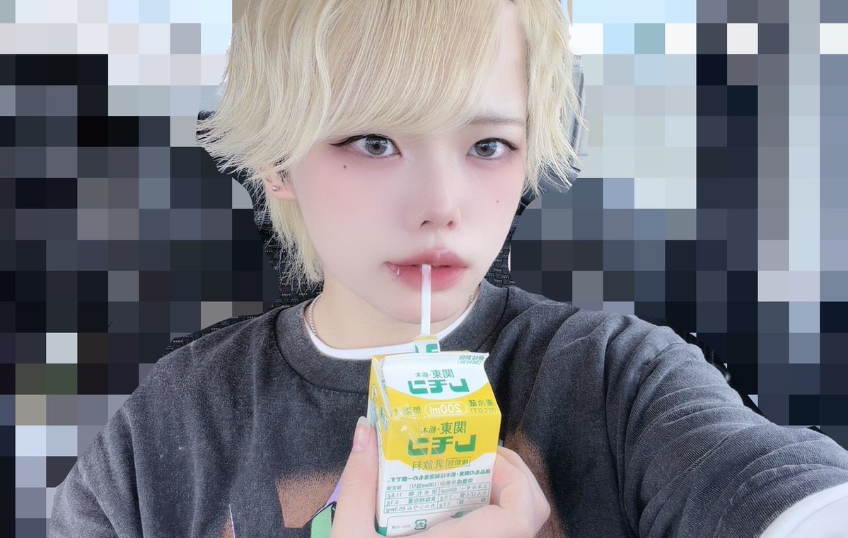 sui0sushi's tweet photo. 2人で1つでいいよね❔ https://t.co/O6UEajsQ2p