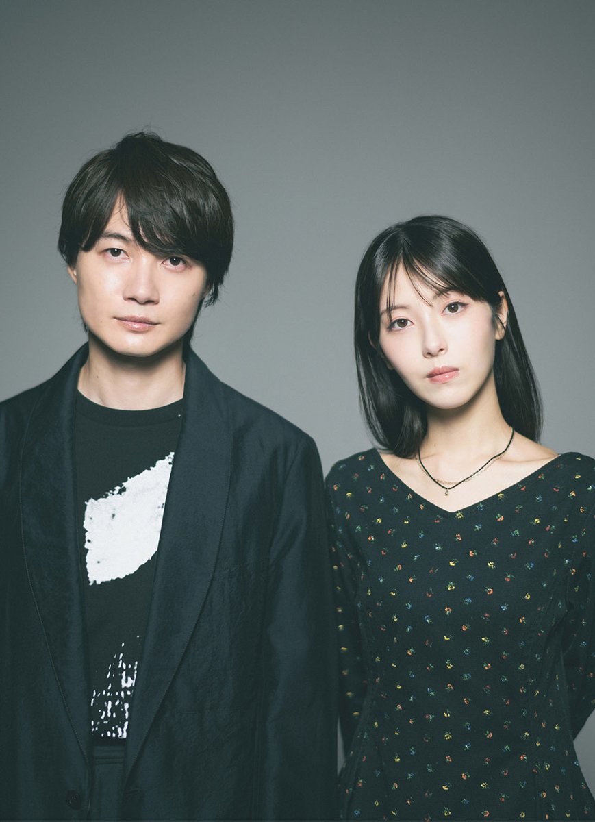 pict_uppers's tweet photo. 10月8日発売
ピクトアップ〈PICT-UP〉163号 2026年12月号

11月3日公開の映画『ゴジラ-0.0』に出演している
神木隆之介さんと浜辺美波さんの
ポートレイト＆対談、
山崎貴監督のインタビューを掲載。
ポートレイトを誌面から1点公開。

#神木隆之介
#浜辺美波
#山崎貴
#ゴジラ
#ゴジラマイナスゼロ https://t.co/k7Uctn8arU