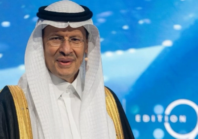 عاجل | وزير الطاقة: 5.8 مليون برميل نفط تمر عبر خط «شرق - غرب». للاطلاع على 