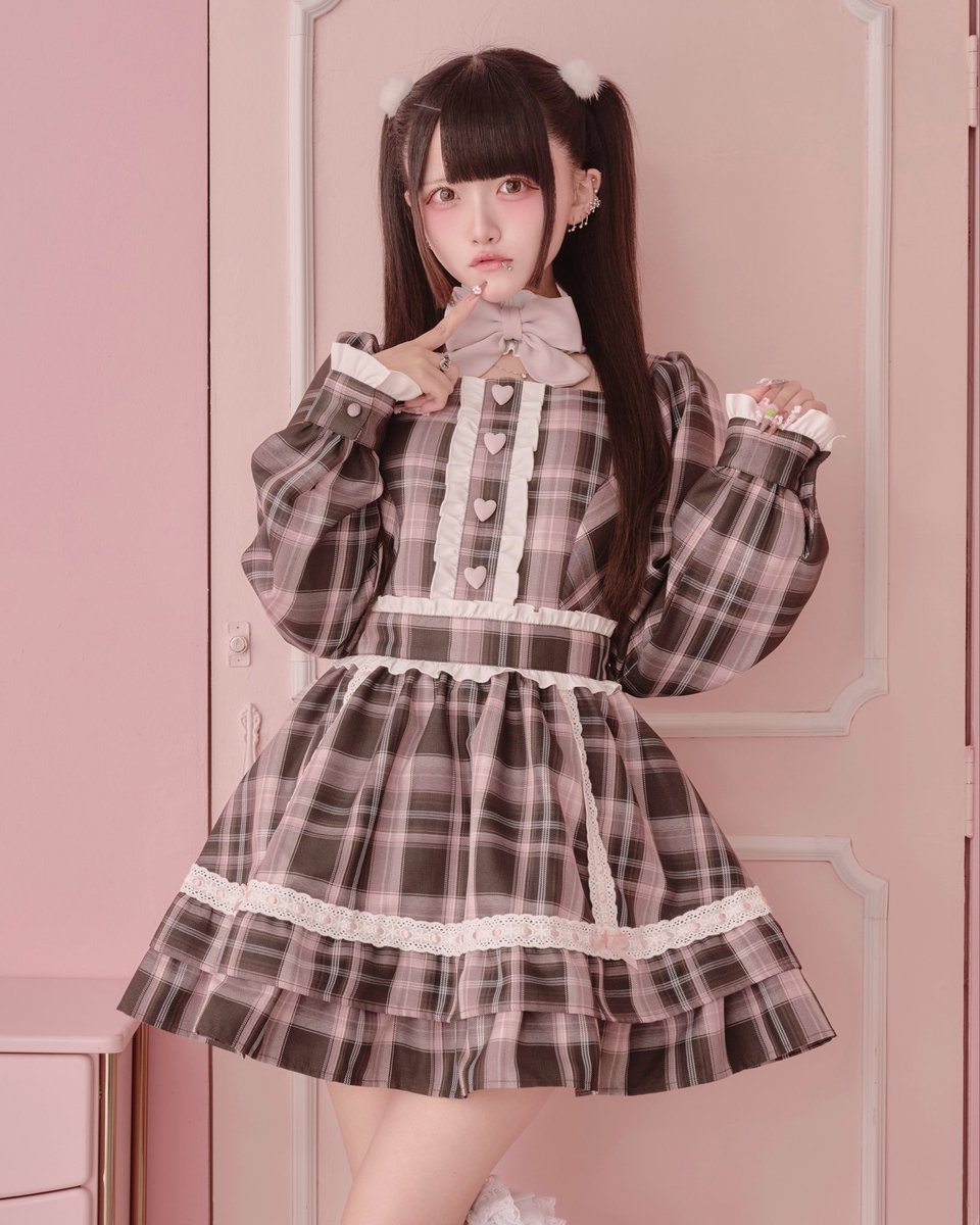 romeritual's tweet photo. 🎀Dolly Heart Mini Dress🎀

ハートボタンやリボン、フリルなど、
女の子の“好き”をぎゅっと詰め込んだitem♡

10/28(Wed.)12:00~zozotown❤︎ https://t.co/F8SmSrebz0