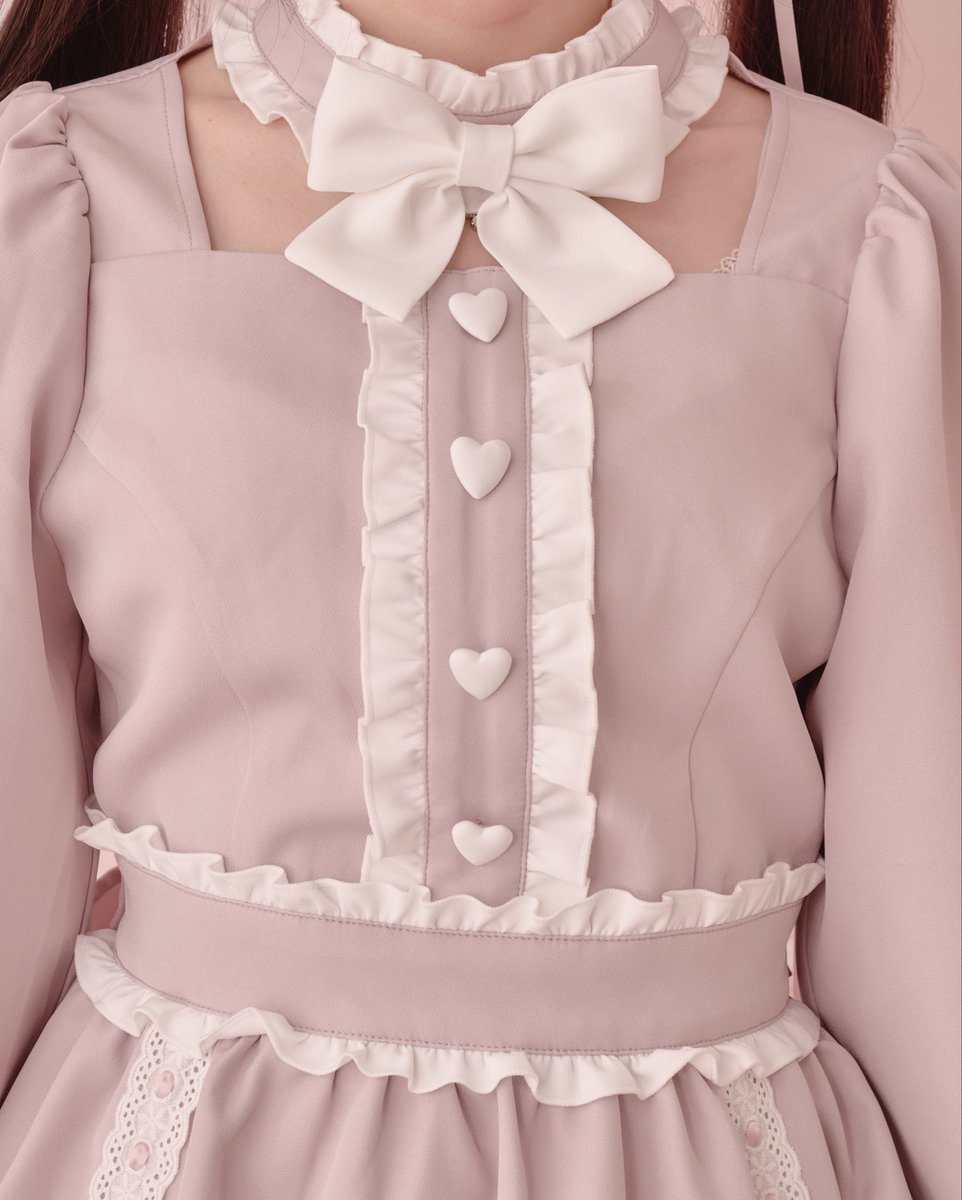 romeritual's tweet photo. 🎀Dolly Heart Mini Dress🎀

ハートボタンやリボン、フリルなど、
女の子の“好き”をぎゅっと詰め込んだitem♡

10/28(Wed.)12:00~zozotown❤︎ https://t.co/F8SmSrebz0