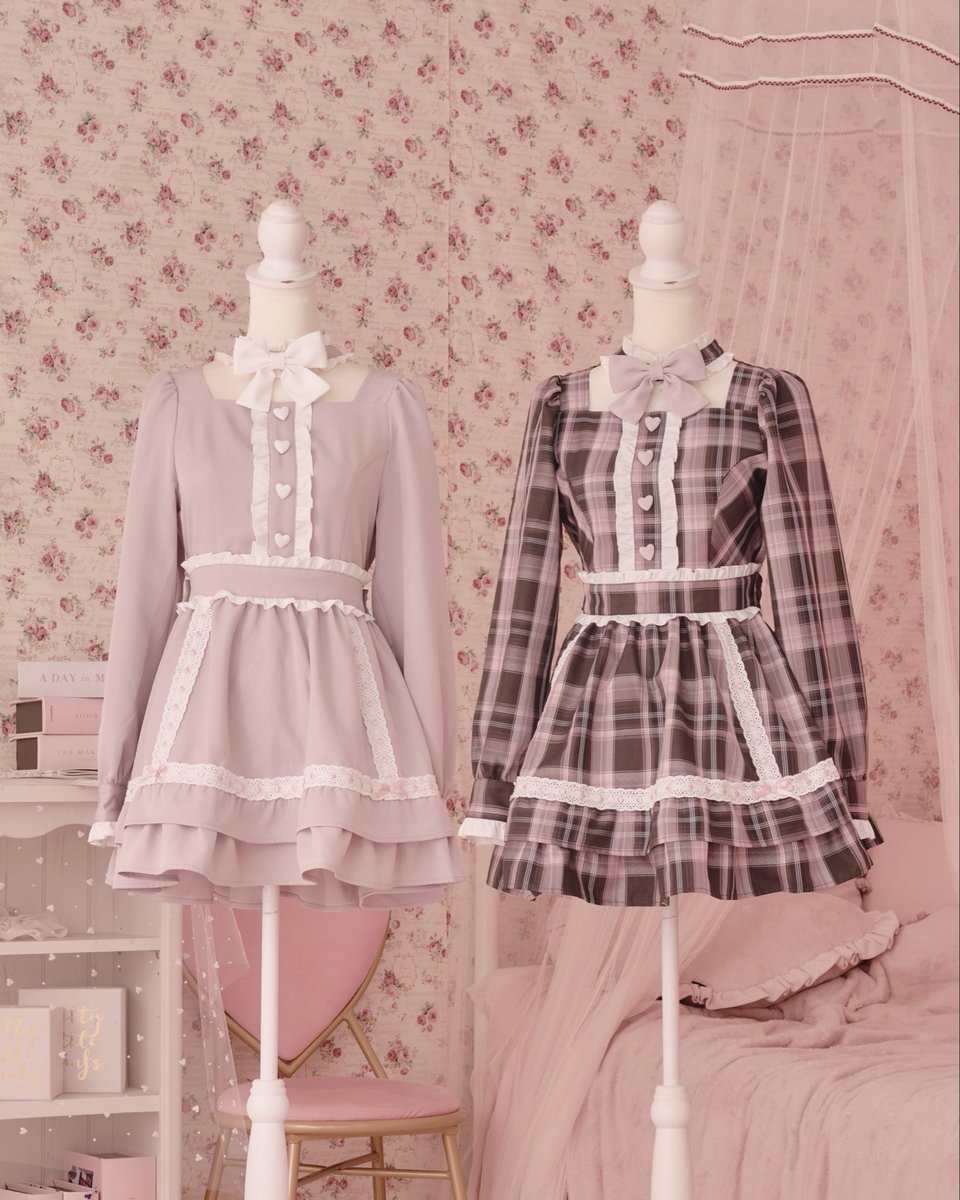 romeritual's tweet photo. 🎀Dolly Heart Mini Dress🎀

ハートボタンやリボン、フリルなど、
女の子の“好き”をぎゅっと詰め込んだitem♡

10/28(Wed.)12:00~zozotown❤︎ https://t.co/F8SmSrebz0
