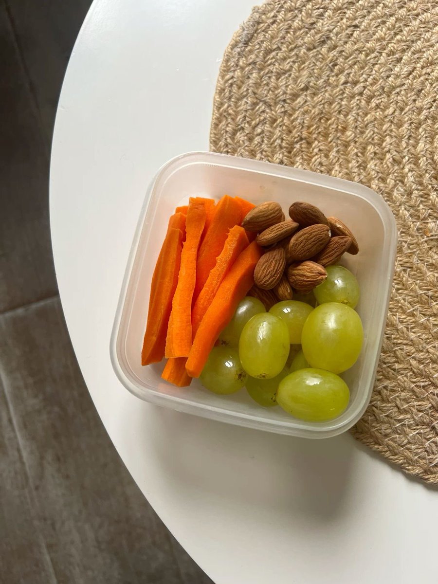Mayaeato's tweet photo. healthy eating https://t.co/Rc4MnIfTq6