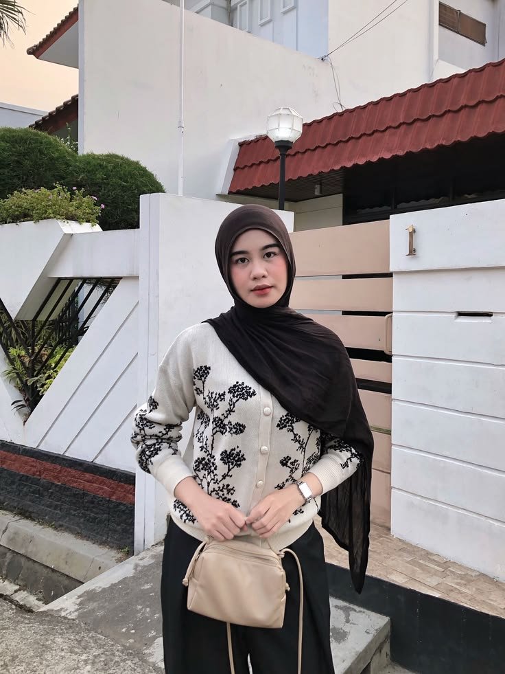 itssyayayaa_'s tweet photo. sudahhh readyyy untukk jalan-jalan menikmati sore hari sebelum besok sibuk lagi🛵😍 https://t.co/i78sdAbCkE
