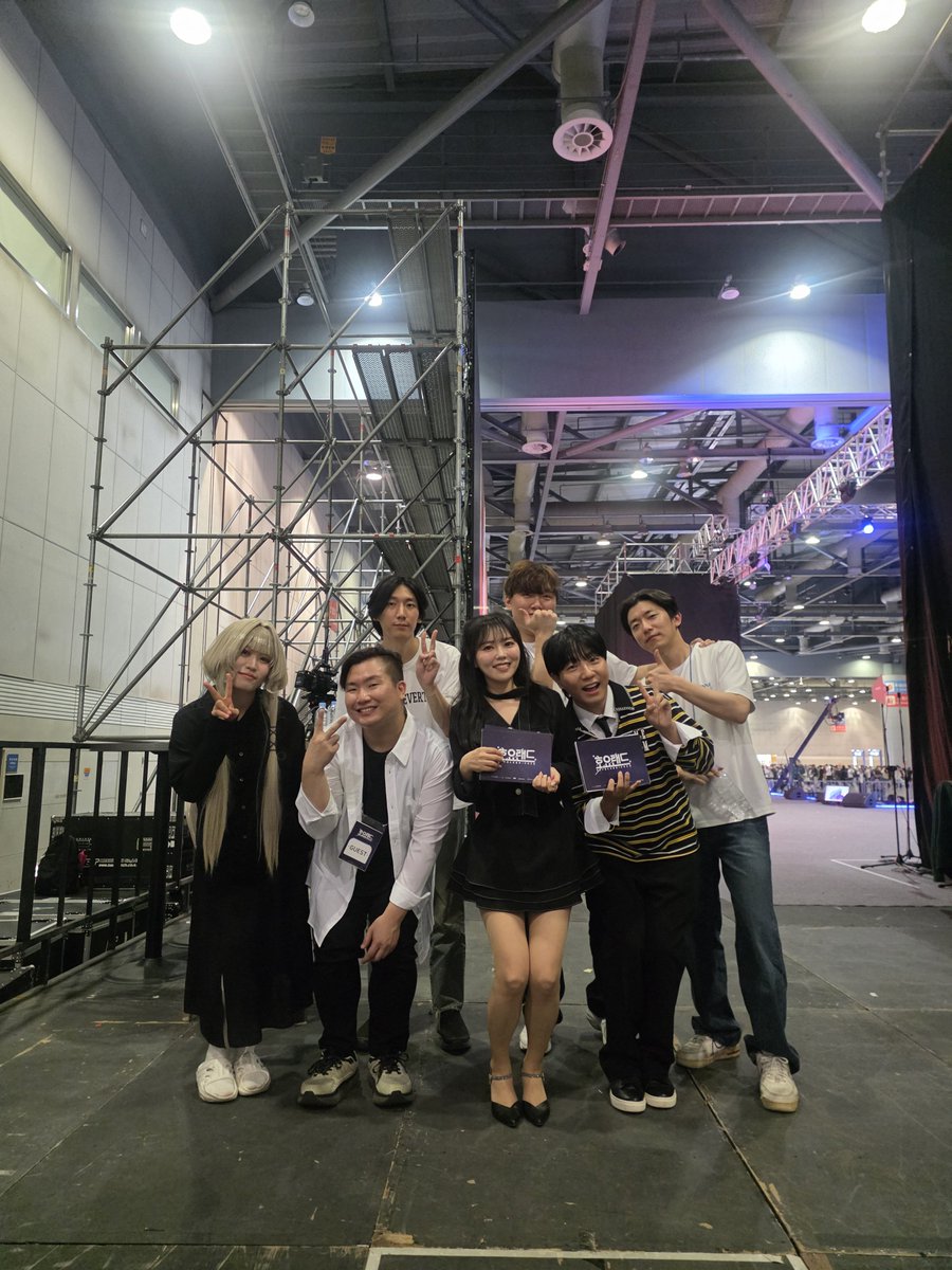 minhoh521's tweet photo. 호요랜드 2026 스타레일&amp;원신 콘서트에서 드럼을 담당한 미노킴입니다!🥁
​4일간 정말 신나게 연주했네요ㅎㅎ
와주신 관객분들, 함께 고생한 세션 멤버들과 Nida님, 김명준 성우님, Chevy님, MC 레나님, 도티님 모두 정말 감사드립니다!!🙏

​#HoYoLAND #호요랜드 
#붕괴스타레일 #원신 #덕후찌개 https://t.co/GjjlOFzcsi