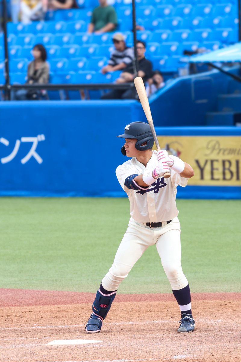 sh_bb106's tweet photo. 本当に素晴らしい為永くん
首位打者👏🔥

#為永皓 
#明治大学
#横浜高校 https://t.co/UL3NN9UJXL