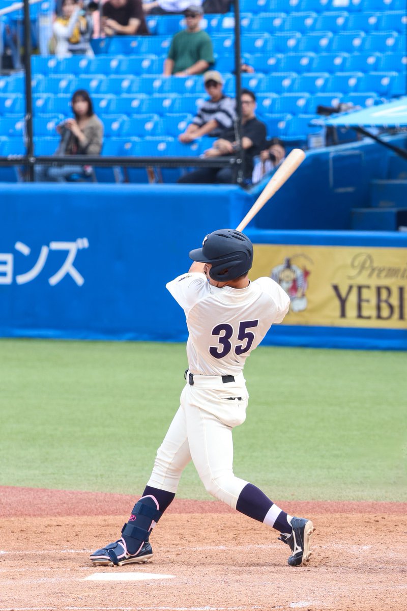 sh_bb106's tweet photo. 本当に素晴らしい為永くん
首位打者👏🔥

#為永皓 
#明治大学
#横浜高校 https://t.co/UL3NN9UJXL