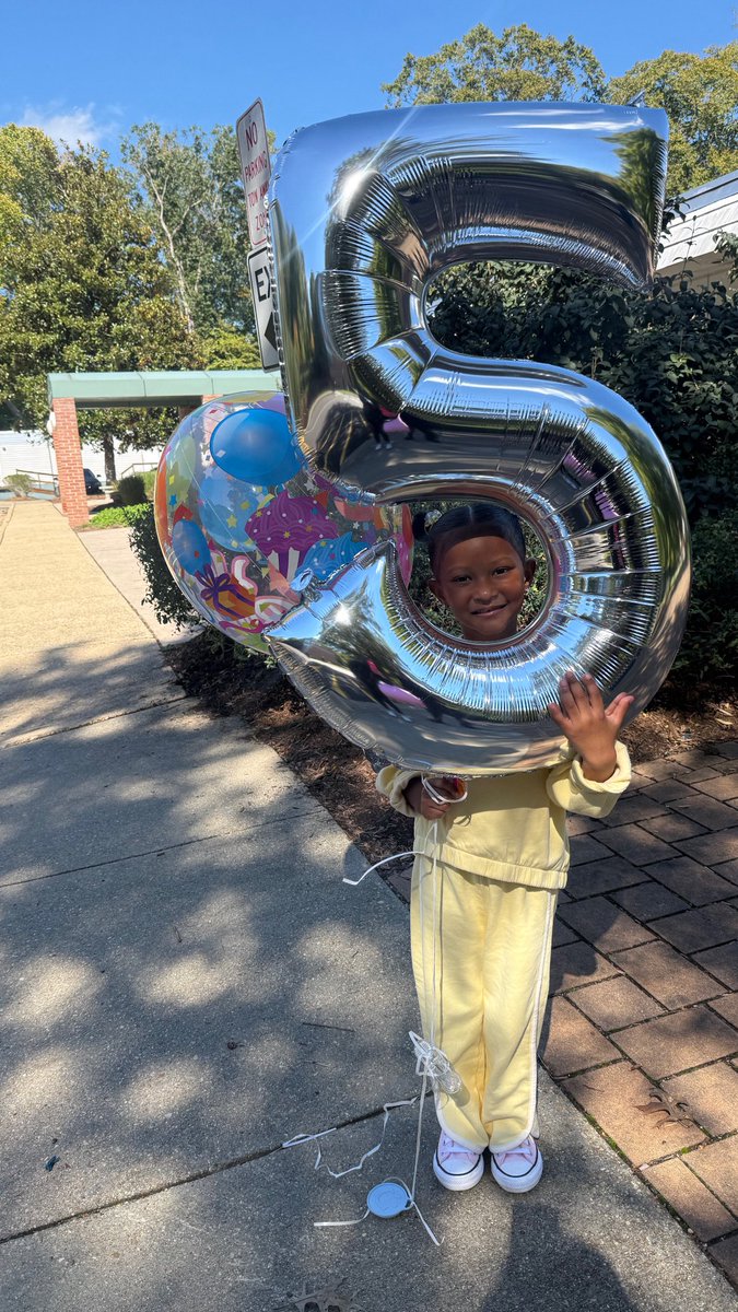 Everythingnajee's tweet photo. 💝 my reason why https://t.co/VGPVCziEFq