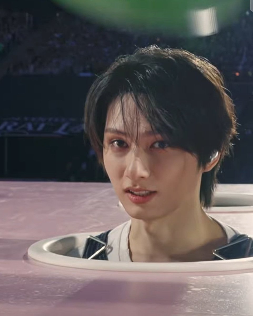 svtnserenade's tweet photo. jun is so charming and mesmerizing ✨️ https://t.co/HYoRHs3xBg