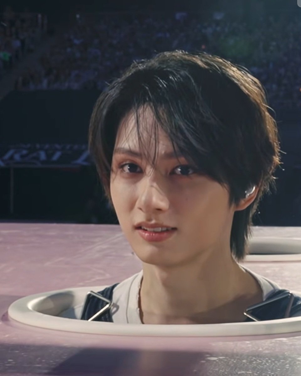 svtnserenade's tweet photo. jun is so charming and mesmerizing ✨️ https://t.co/HYoRHs3xBg