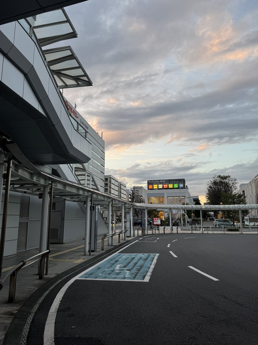 QuinitoKun's tweet photo. I have moved to saitama and will be staying for a year 🙇 https://t.co/8jQ3489VjC