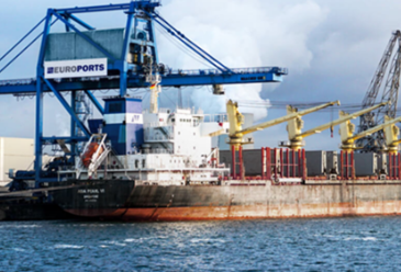 multimodal's tweet photo. A.P. Moller Capital has announced that, through a separately managed fund vehicle, it has entered into a definitive agreement to acquire a majority stake in Euroports Group, a leading port terminal operator and provider of logistics solutions.

https://t.co/aWTrq2yOeP https://t.co/6cX3sAMeH6