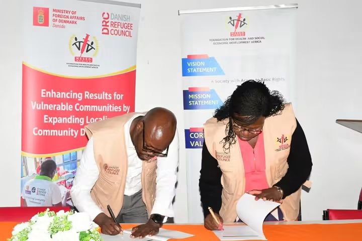 DFHRC's tweet photo. Localization is the future of development. 

Last month, @DFHRC joined the launch of @hesedafrica 's SMP Journey Book on Localization (2022-2026), represented by @sirodhiambo2 .

Communities hold the solutions. Partnerships multiply impact.
#SMPJourney #Localization https://t.co/KXiONVUuEH