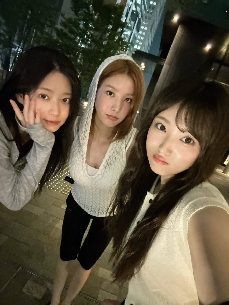 KEB_archive's tweet photo. 야부키나코 님 인스타 #권은비 https://t.co/3MdJZHbxdJ