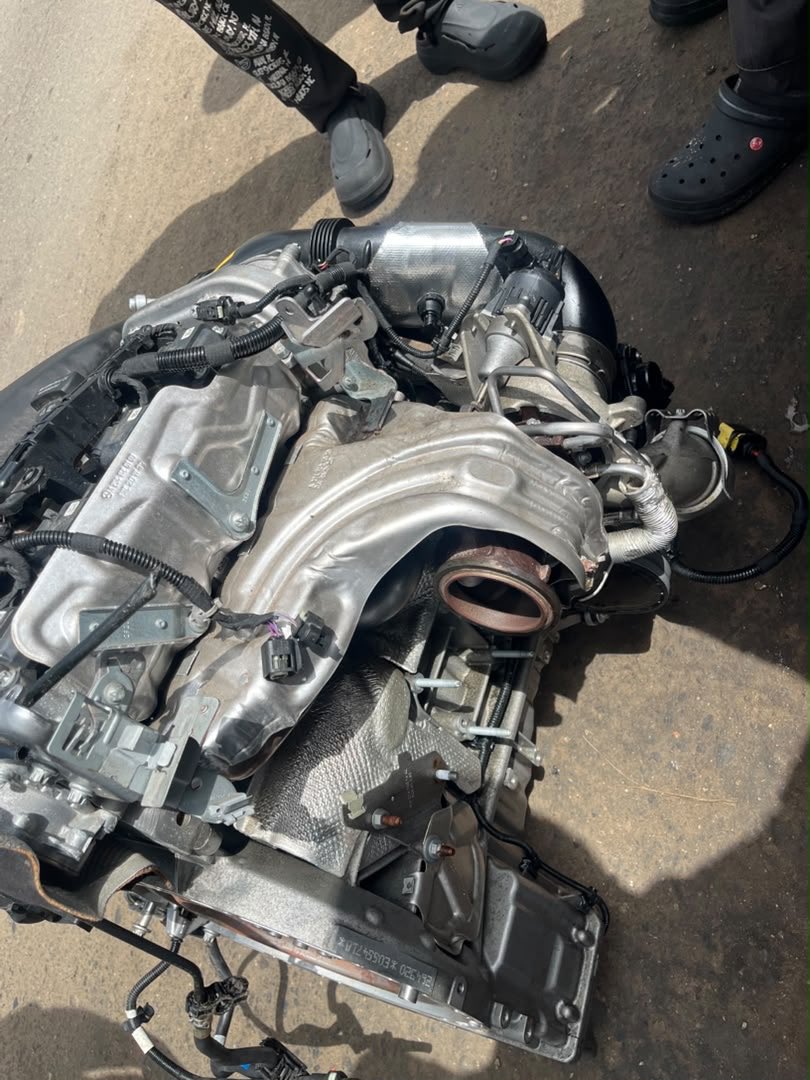kelvinmark215's tweet photo. Gle 450 engine available dm me https://t.co/jzxgItAHZT https://t.co/05lN5aFnZJ