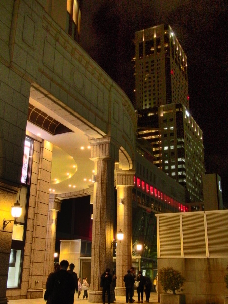 kou1983_2's tweet photo. 札幌駅前 https://t.co/SLUnvWm2oj