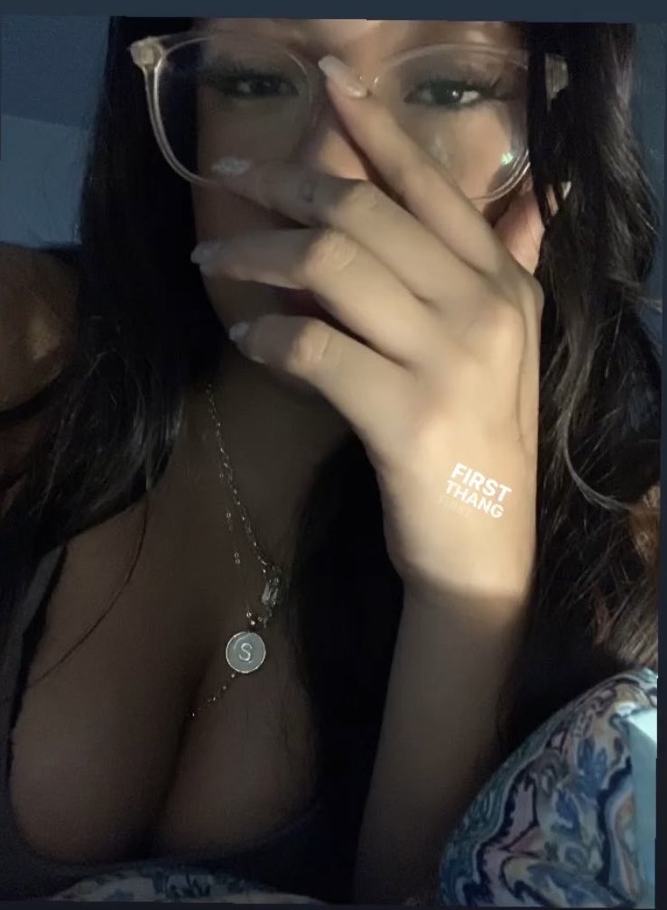 geo2high's tweet photo. Dm me to see Latina irls https://t.co/xC8np7KTsz