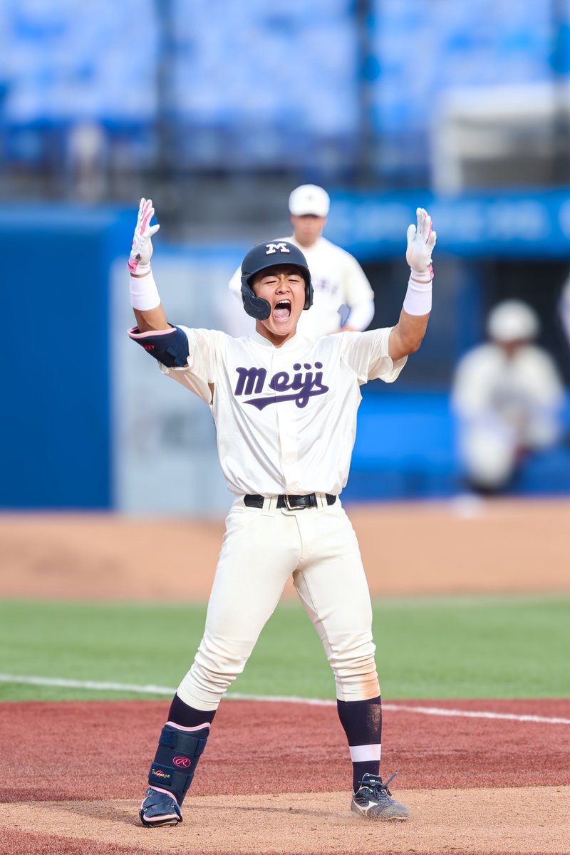 sh_bb106's tweet photo. 最高のタイムリーヒットでした

#為永皓 
#明治大学 
#横浜高校 https://t.co/GOThELb21H