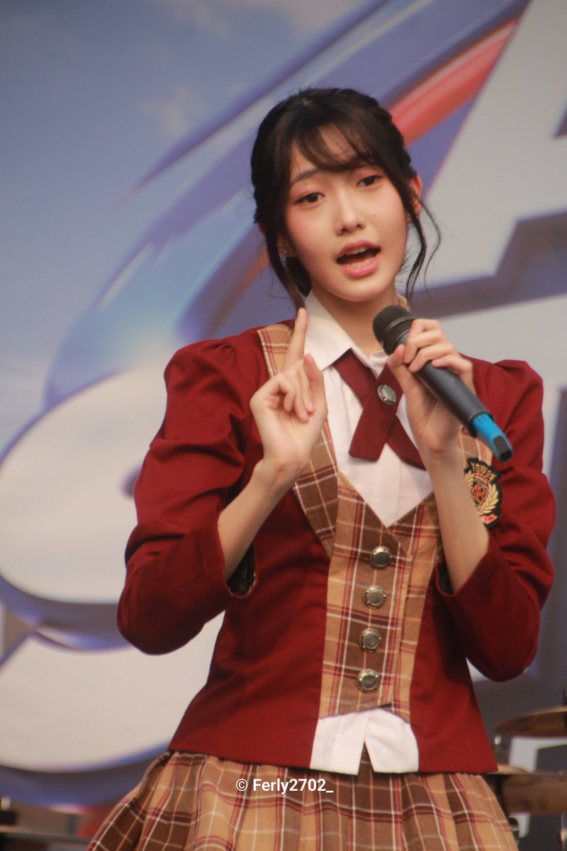 Ferly2702_'s tweet photo. Oyin @M_OlineJKT48 https://t.co/dgaeOTkEc9