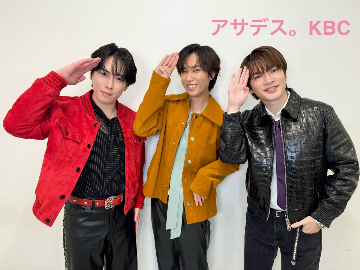 asadesu0600's tweet photo. 10月7日(水)①
▽#深澤辰哉▽#阿部亮平▽#宮舘涼太
6枚目アルバム「AMENITY」を発売する
#SnowMan
3人から #アサデス にメッセージが届きました。
#宮舘さん の福岡の思い出グルメは？
#阿部さん が気になった #深澤さん の○○とは？
お楽しみに✨
#AMENITY_6thAL

※予定は変更になる可能性があります